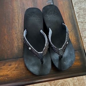 Roxy wedge flip flops